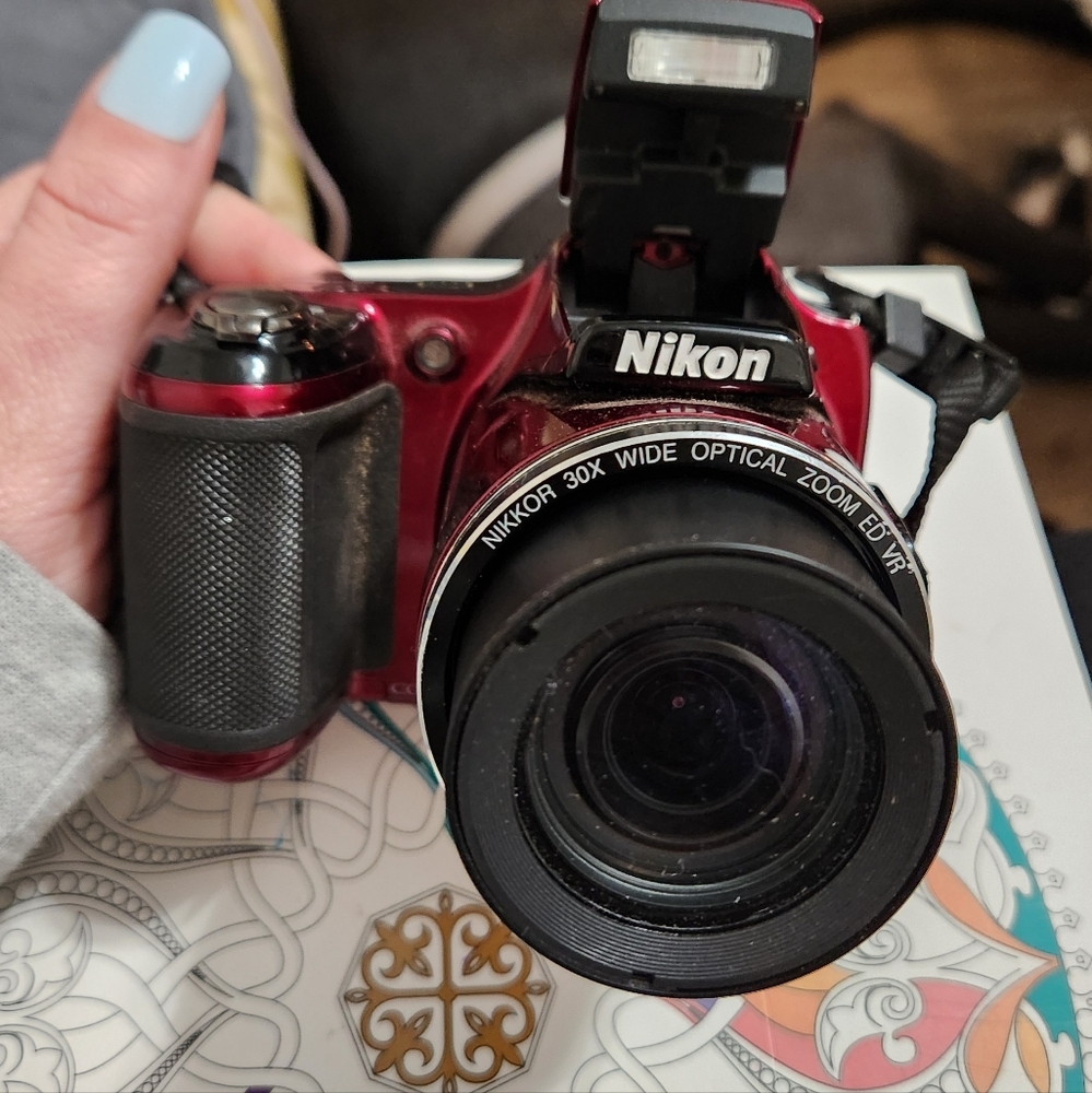 Nikon Digital Camera - Picture 4 of 5